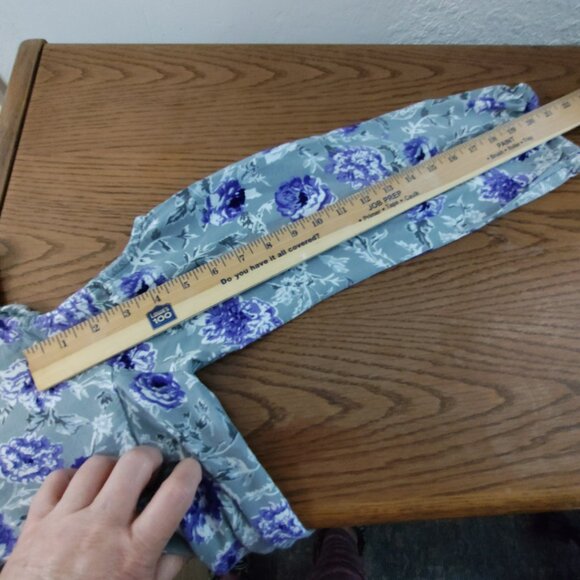 Angie Mini Dress With Cold Shoulders And Keyhole Back Size L - Picture 5 of 11